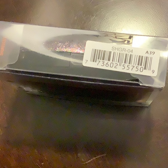 Mac Opalescent Powder Rising Star - Picture 6 of 6